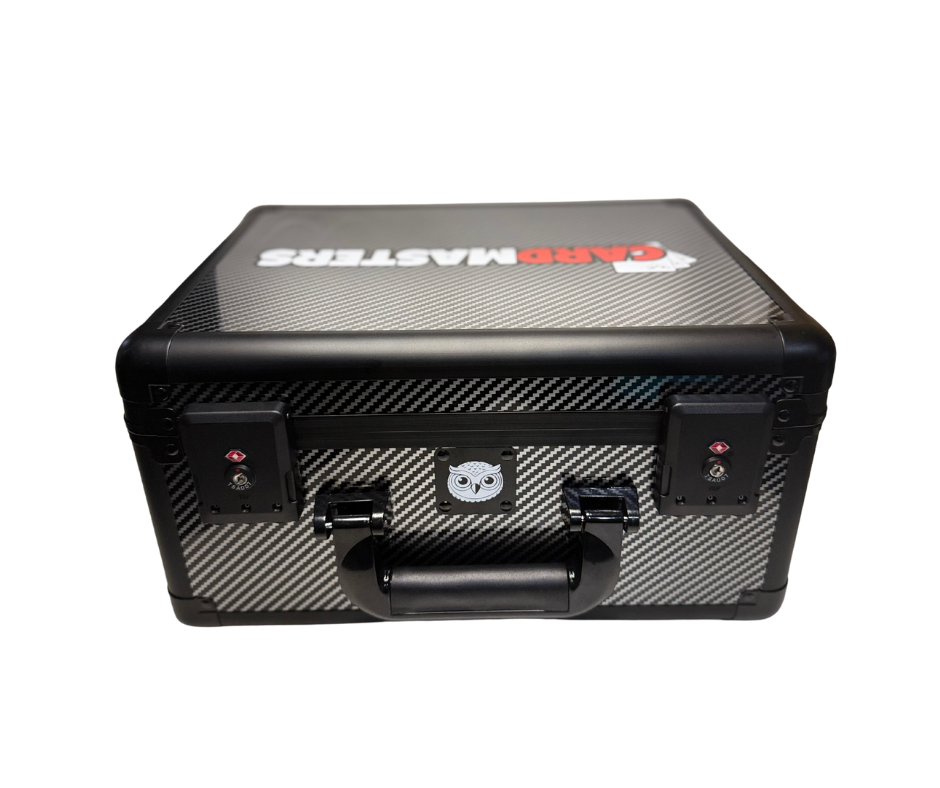 (PRE-ORDER) Carbon Series 3-Row Graded Card Carry Case